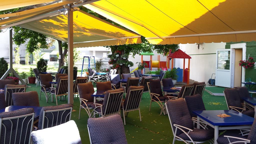Guest House Gaja Novi Sad Luaran gambar